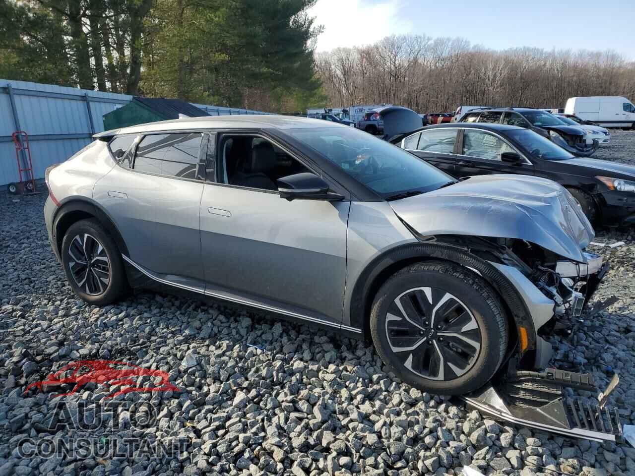 KIA EV6 LIGHT 2022 - KNDC3DLCXN5076868