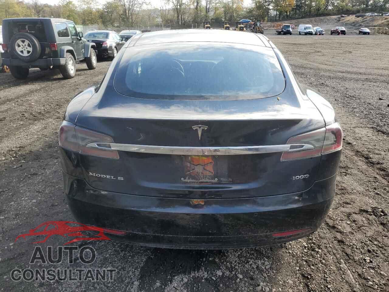 TESLA MODEL S 2017 - 5YJSA1E23HF217982