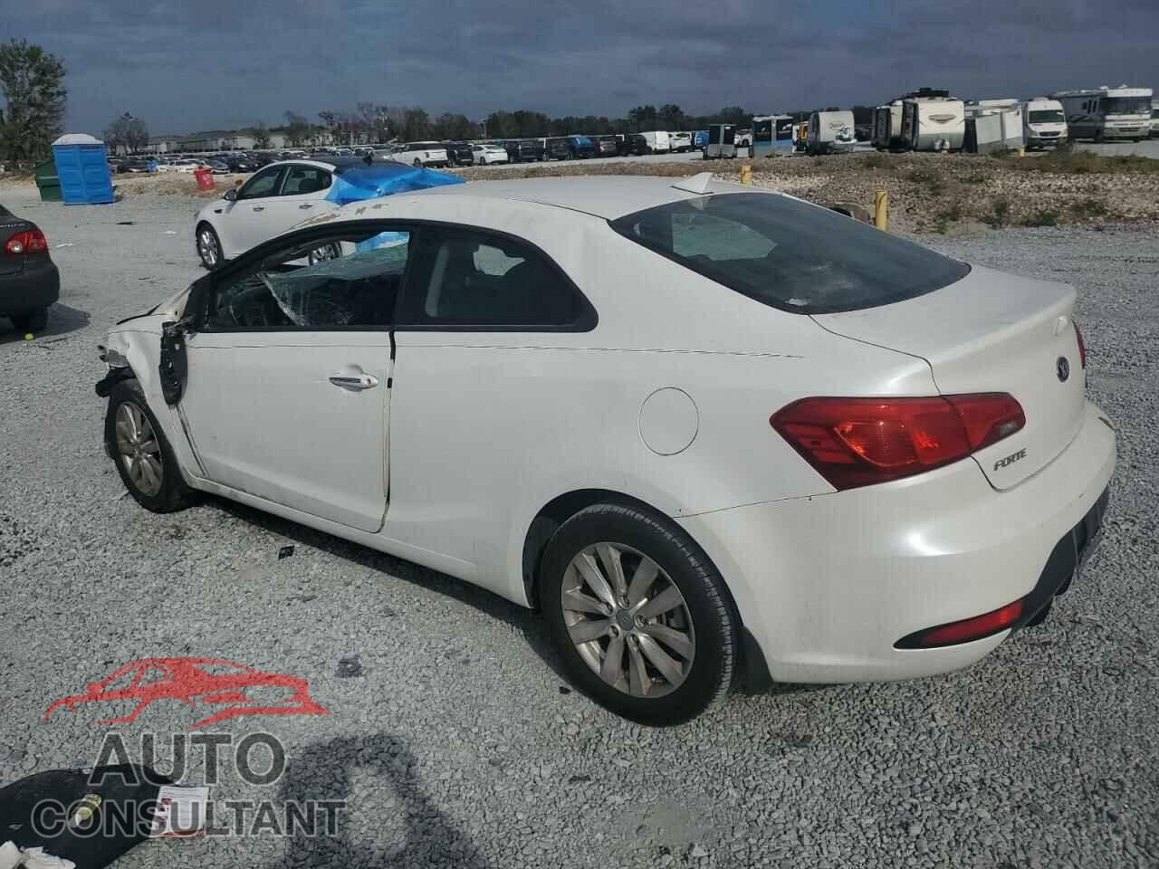 KIA FORTE 2014 - KNAFX6A86E5240867