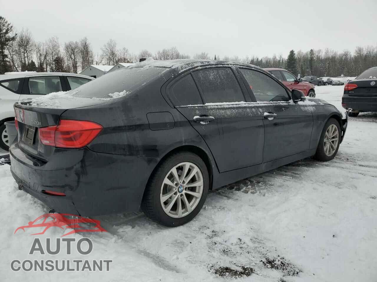 BMW 3 SERIES 2016 - WBA8E5G55GNU20558