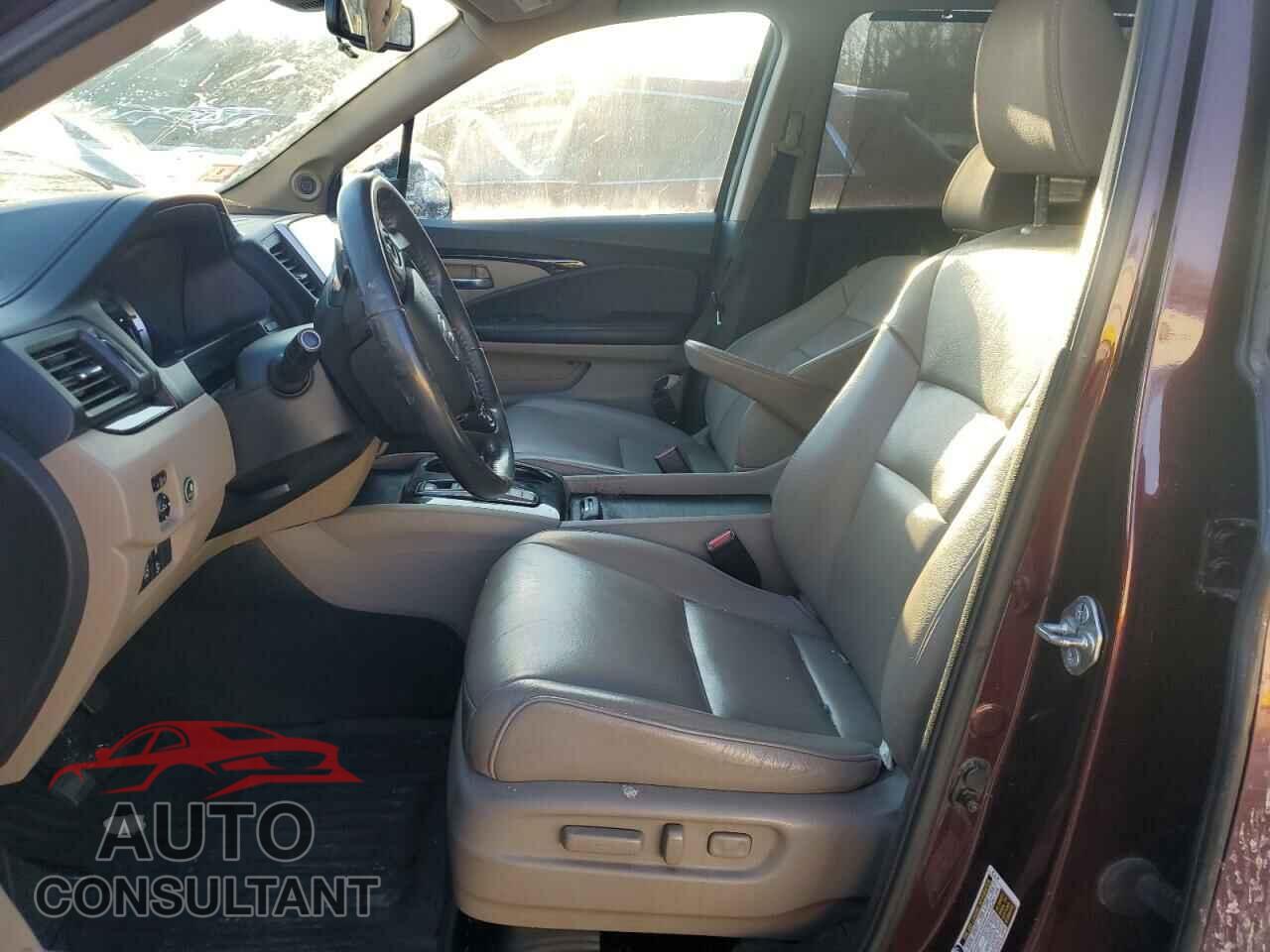 HONDA PILOT 2017 - 5FNYF6H95HB034696