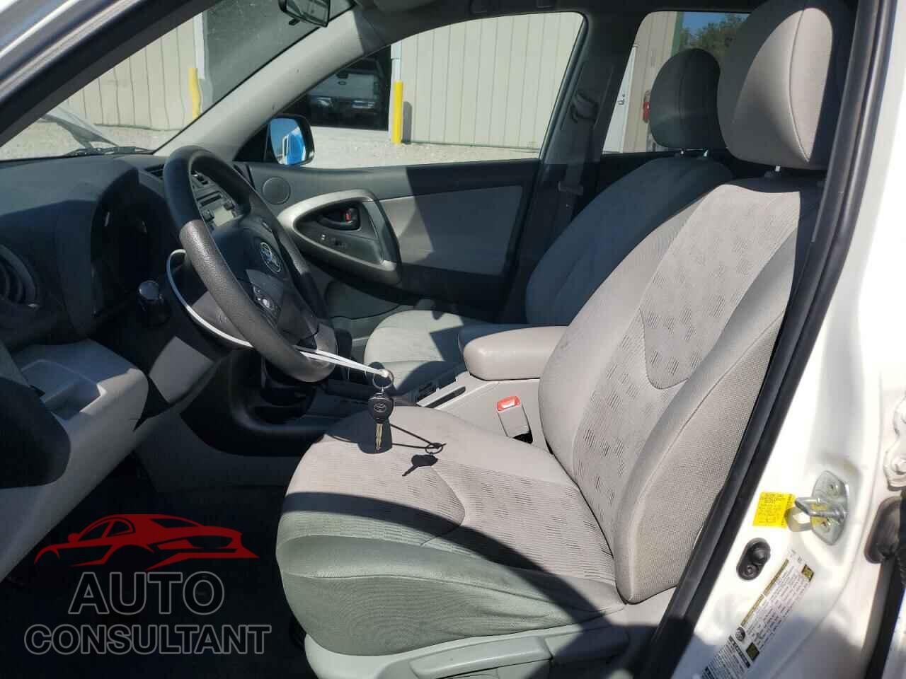 TOYOTA RAV4 2012 - 2T3BF4DV6CW204225