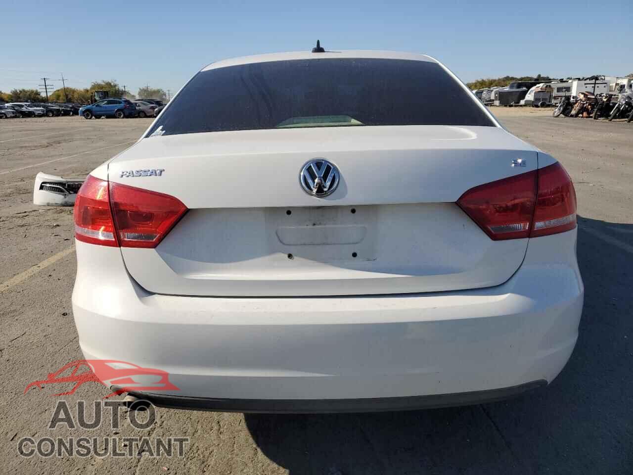 VOLKSWAGEN PASSAT 2012 - 1VWBP7A39CC036128