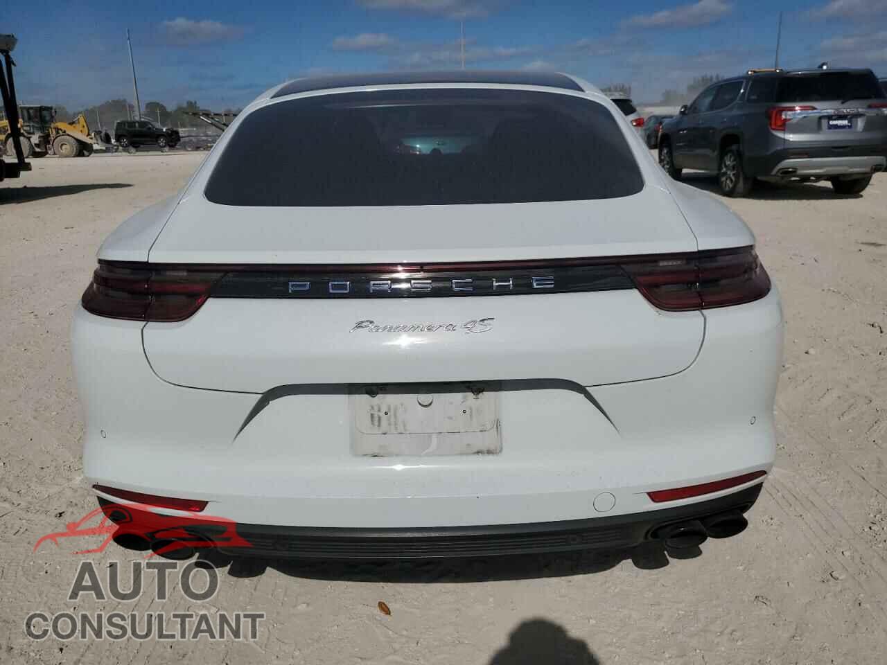 PORSCHE PANAMERA 2018 - WP0BB2A76JL165237
