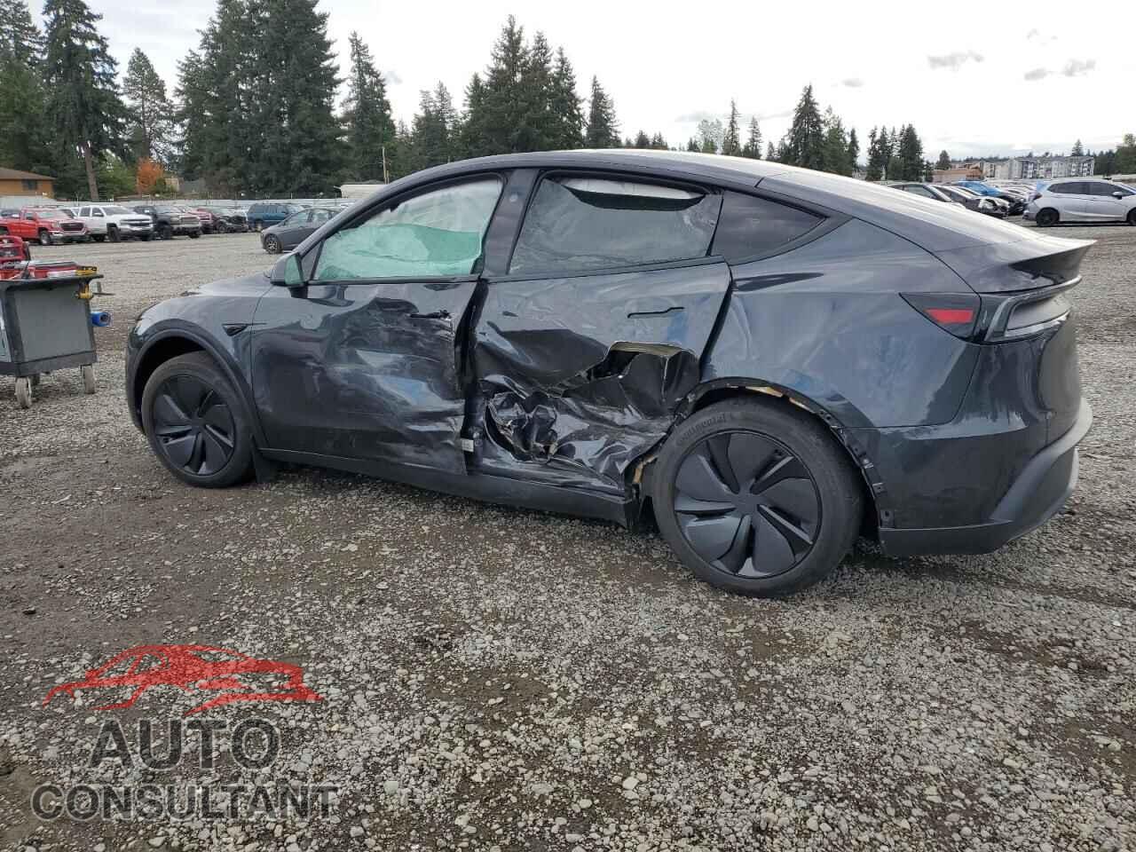 TESLA MODEL Y 2026 - 7SAYGDEE4TF347799