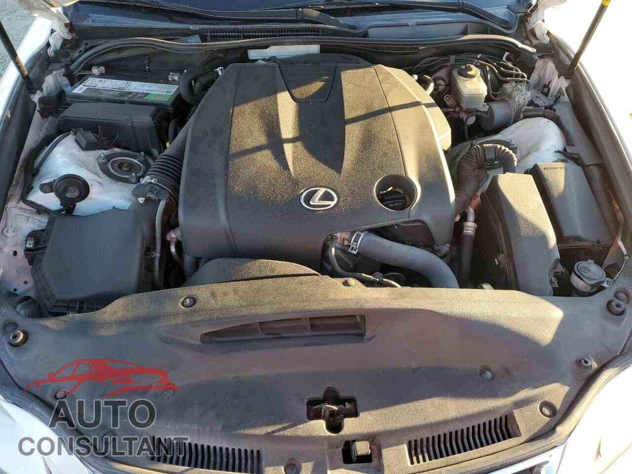 LEXUS IS 2015 - JTHBF1D29F5079333