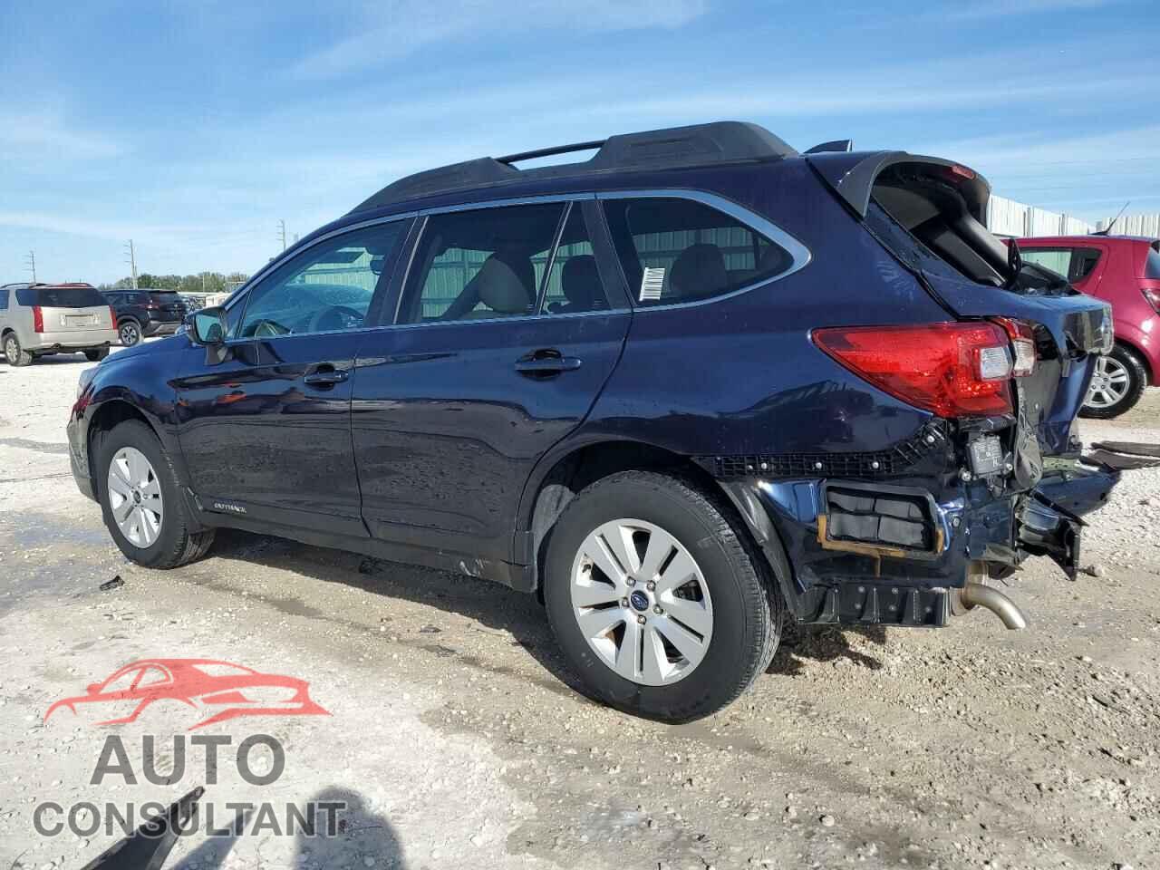 SUBARU OUTBACK 2018 - 4S4BSAFC7J3393274