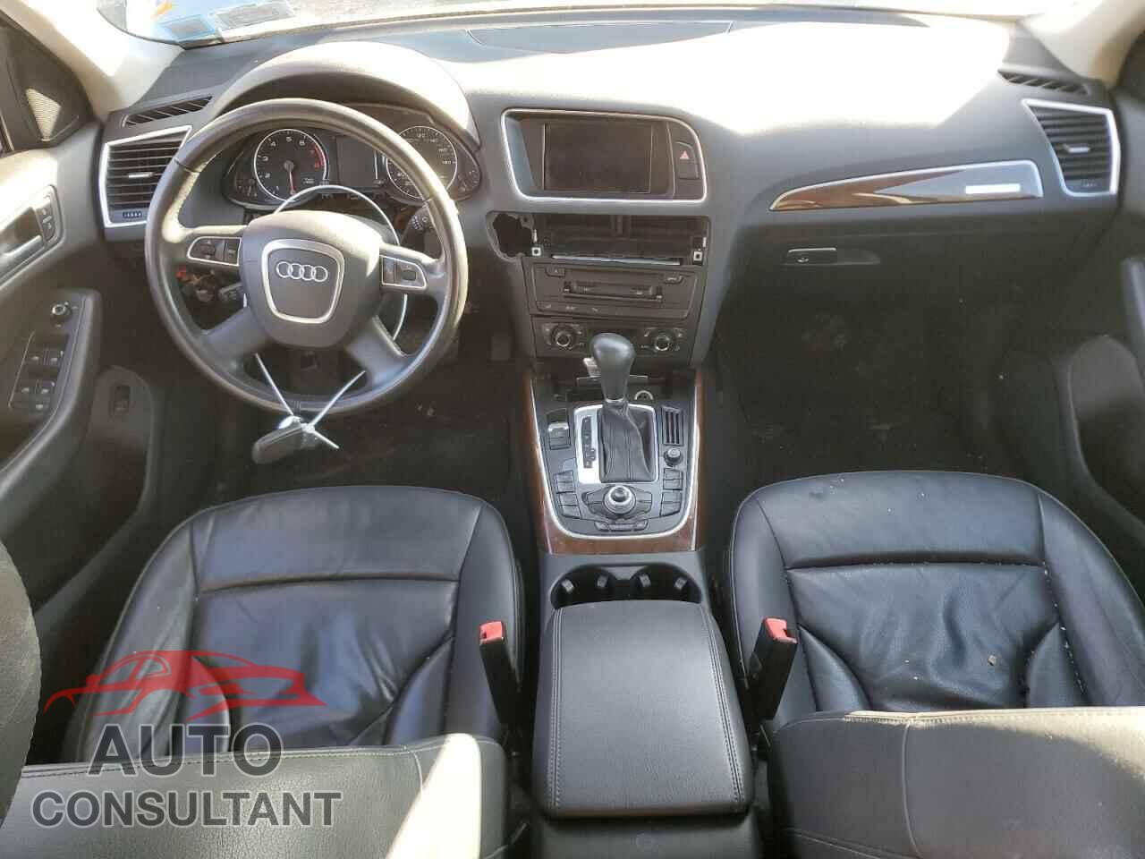 AUDI Q5 2011 - WA1LFAFP1BA072807