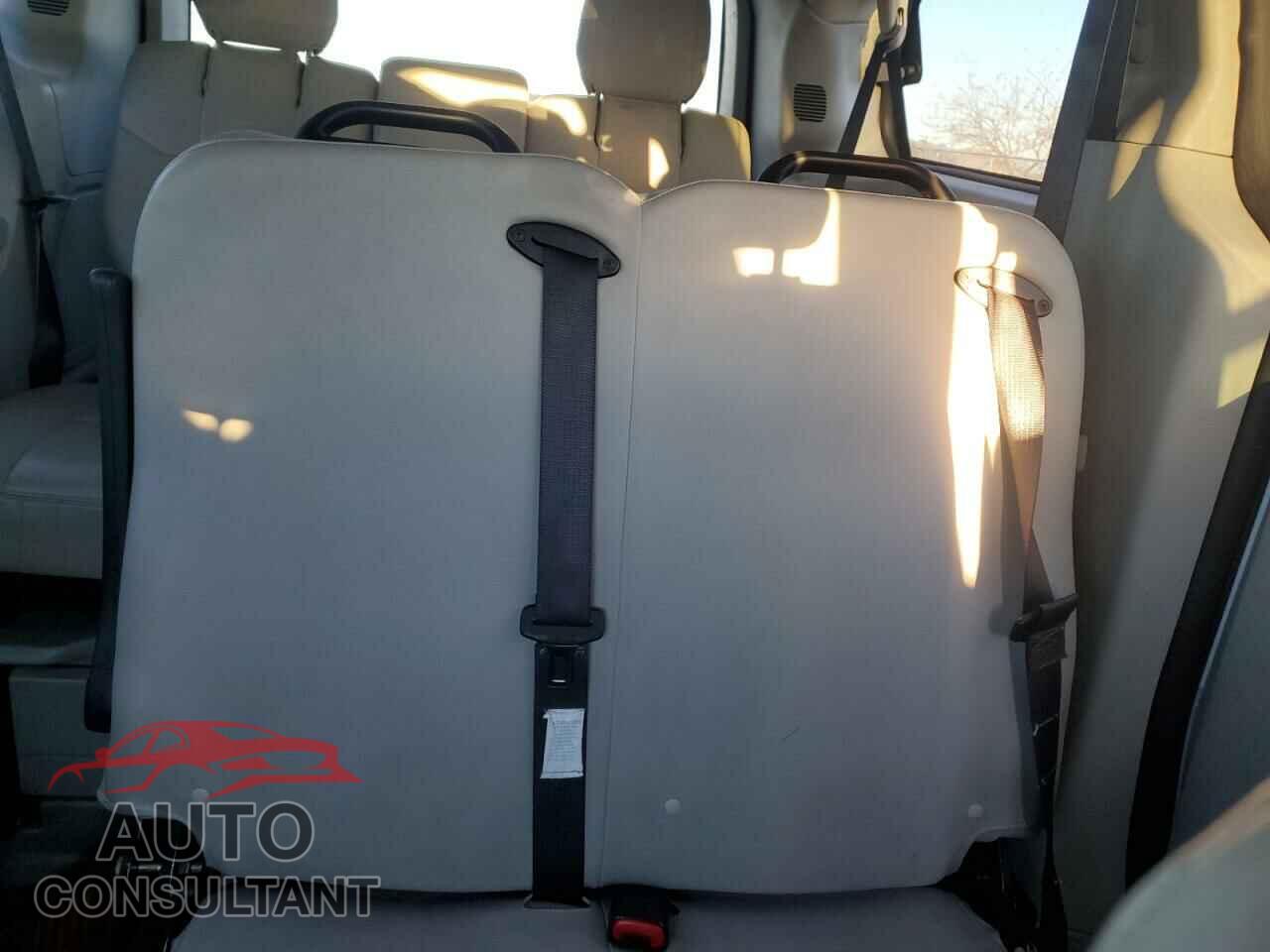 DODGE CARAVAN 2018 - 2C4RDGBG5JR148036