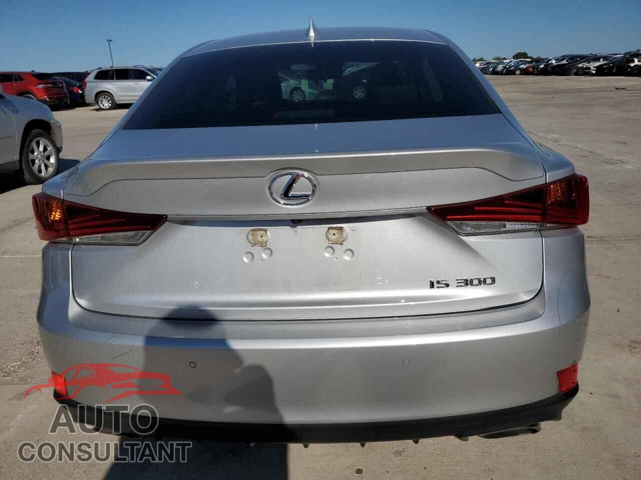 LEXUS IS 2018 - JTHBA1D26J5073027