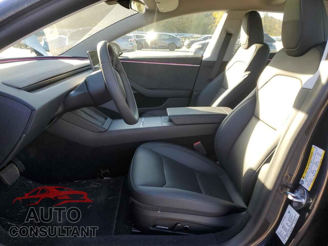 TESLA MODEL 3 2025 - 5YJ3E1EB0SF998511