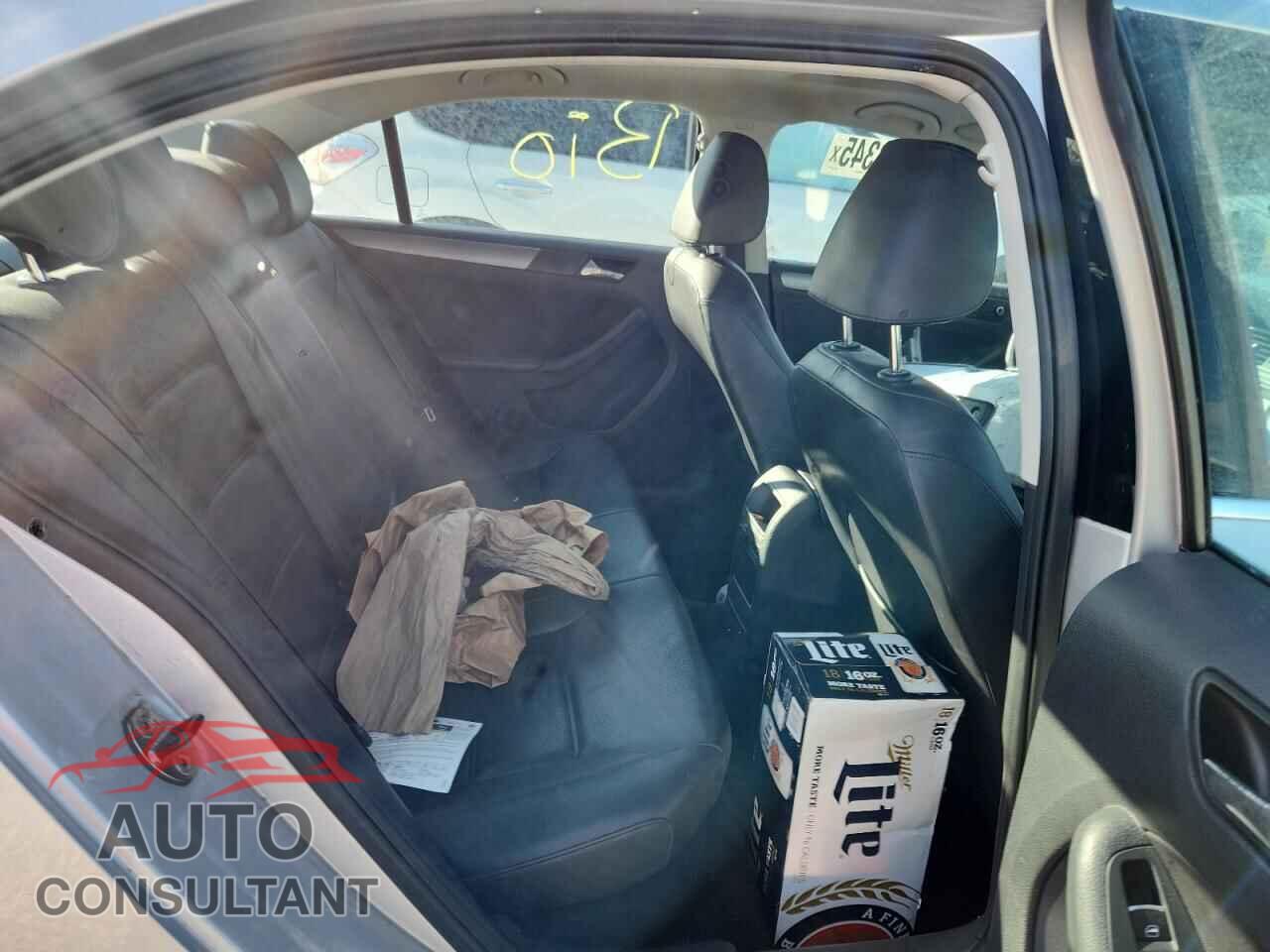 VOLKSWAGEN JETTA 2014 - 3VWLL7AJ2EM444180