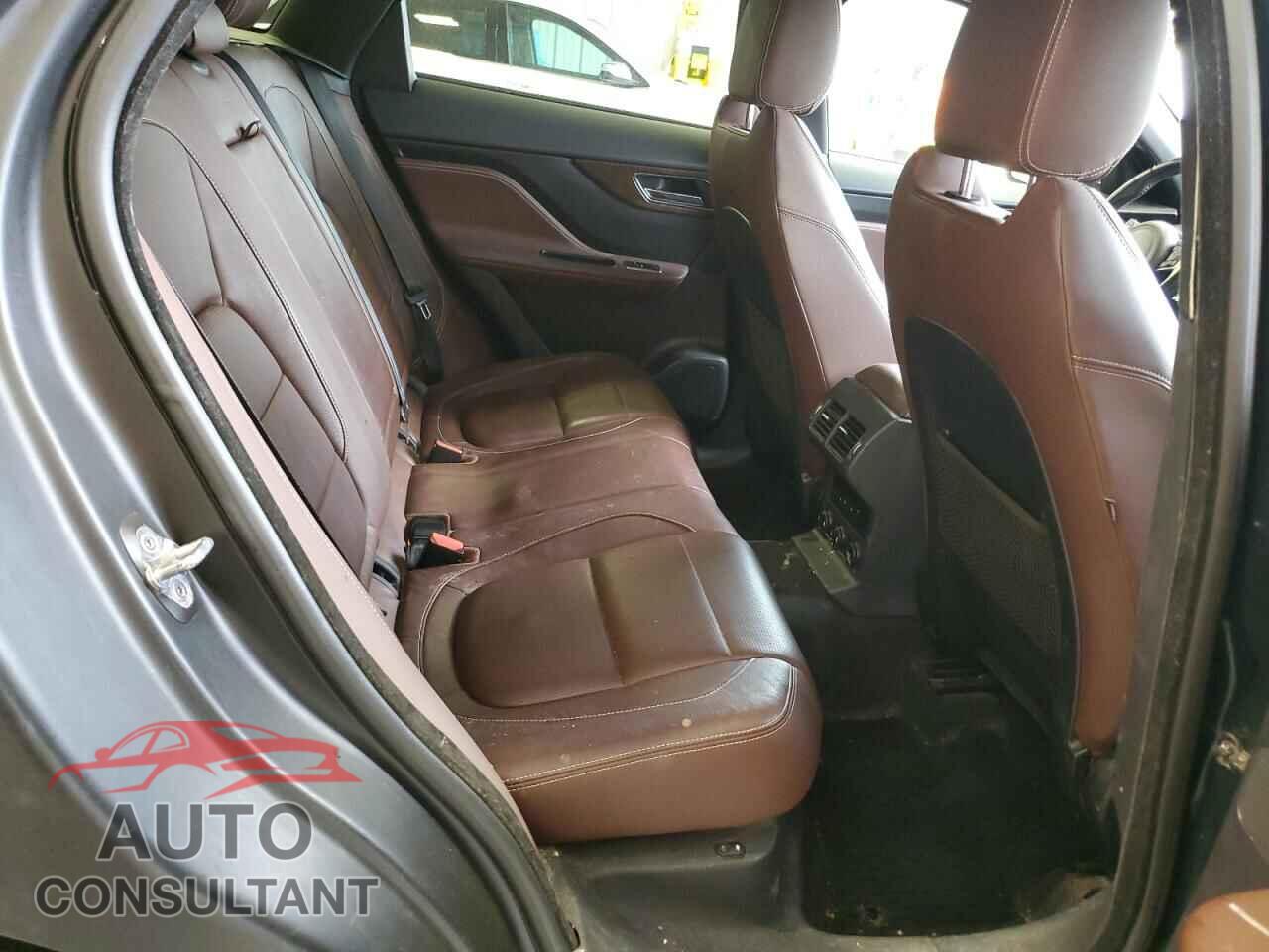 JAGUAR F-PACE 2017 - SADCM2BV1HA075922