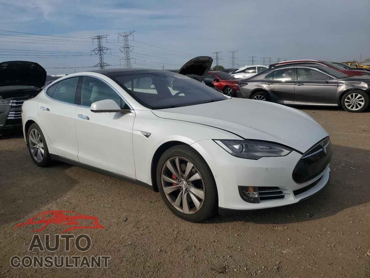 TESLA MODEL S 2016 - 5YJSA1E42GF130493
