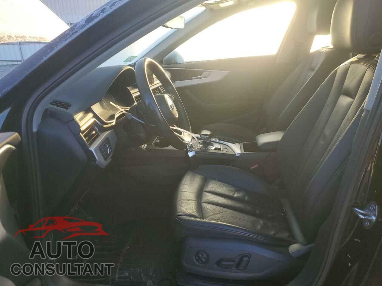 AUDI A4 2017 - WAUANAF47HN052386