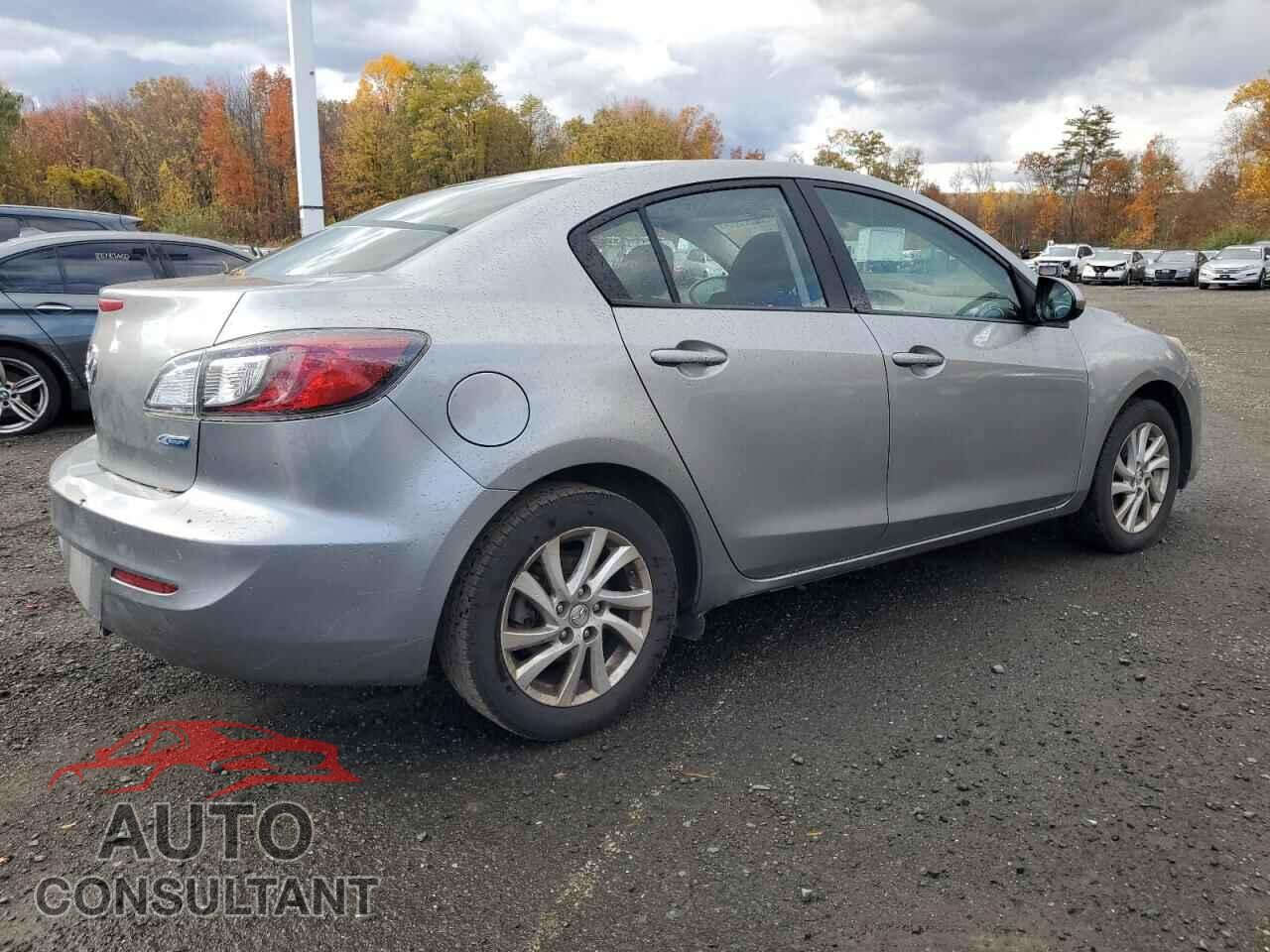 MAZDA 3 2012 - JM1BL1V85C1635167