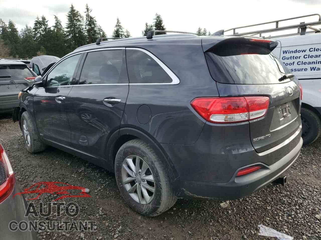 KIA SORENTO 2018 - 5XYPGDA35JG432282