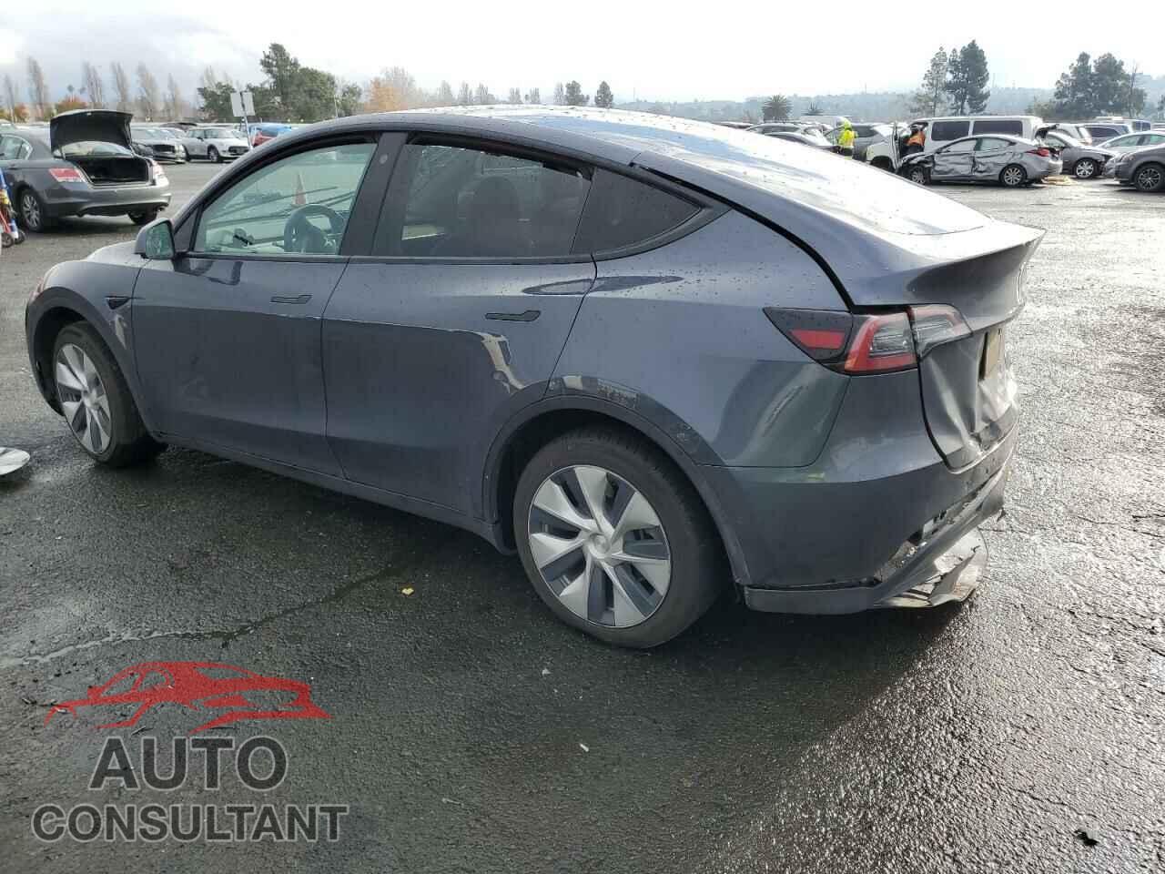 TESLA MODEL Y 2022 - 7SAYGAEE2NF349018