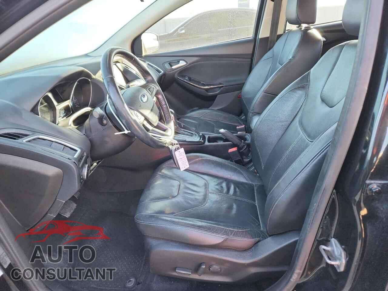 FORD FOCUS 2015 - 1FADP3J27FL385844