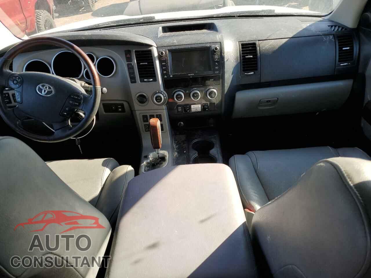 TOYOTA SEQUOIA 2013 - 5TDDW5G1XDS081152