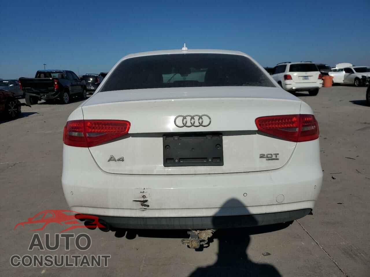 AUDI A4 2013 - WAUFFAFL5DN040628