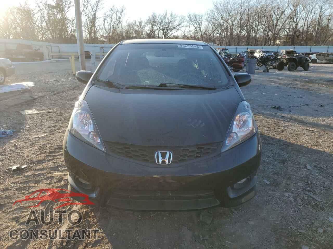 HONDA FIT 2013 - JHMGE8H52DC060640