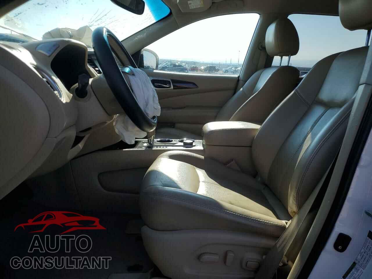 NISSAN PATHFINDER 2014 - 5N1AR2MMXEC717347
