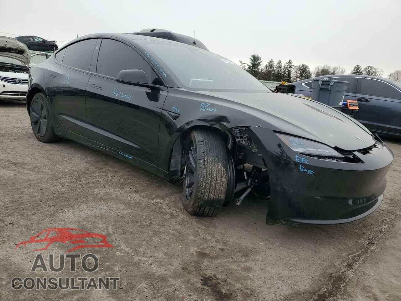 TESLA MODEL 3 2025 - 5YJ3E1EA0SF890851