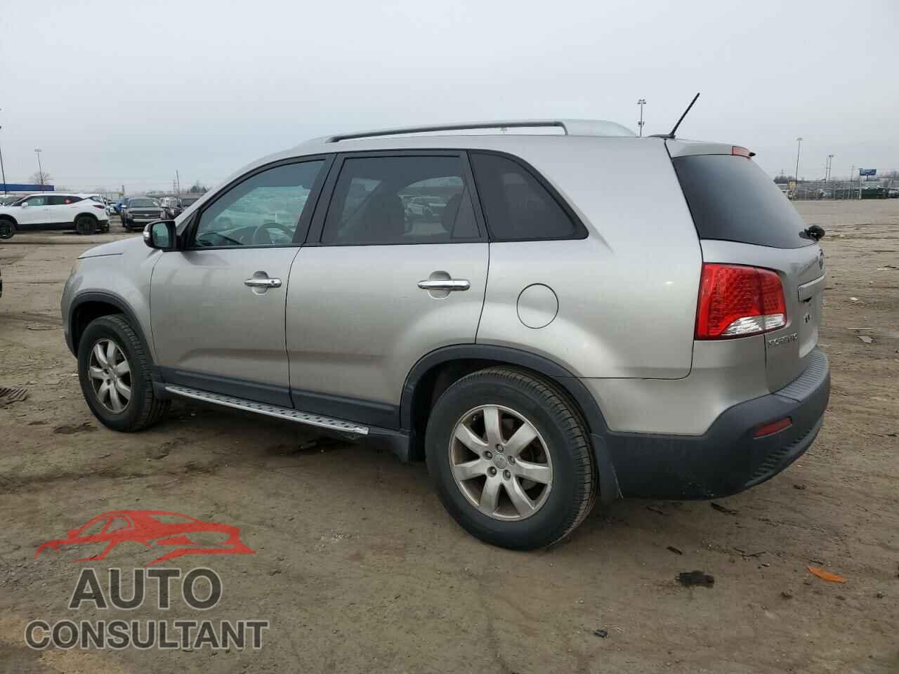KIA SORENTO 2013 - 5XYKT3A60DG325686