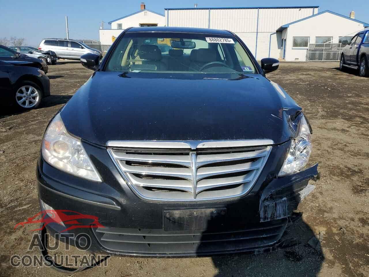 HYUNDAI GENESIS 2011 - KMHGC4DE8BU141117