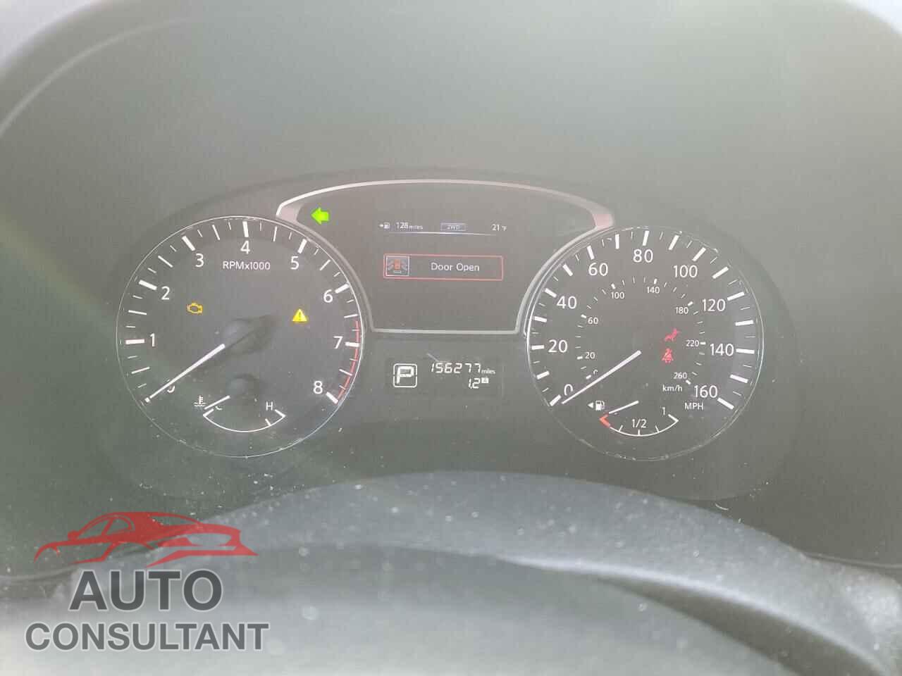 NISSAN PATHFINDER 2013 - 5N1AR2MM5DC618451