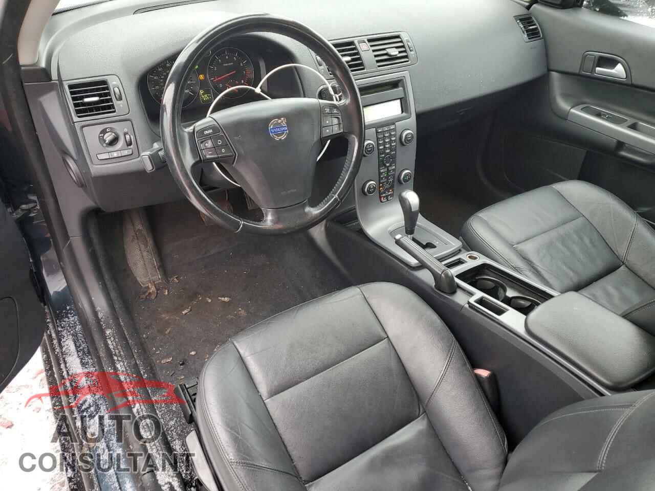 VOLVO C30 2011 - YV1672MK9B2245989