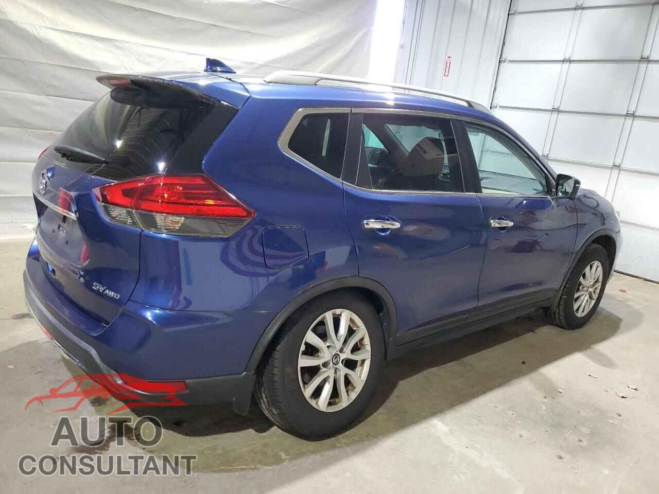 NISSAN ROGUE 2017 - KNMAT2MV0HP521137