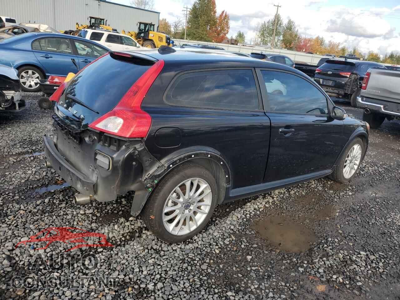 VOLVO C30 2011 - YV1672MK1B2244349