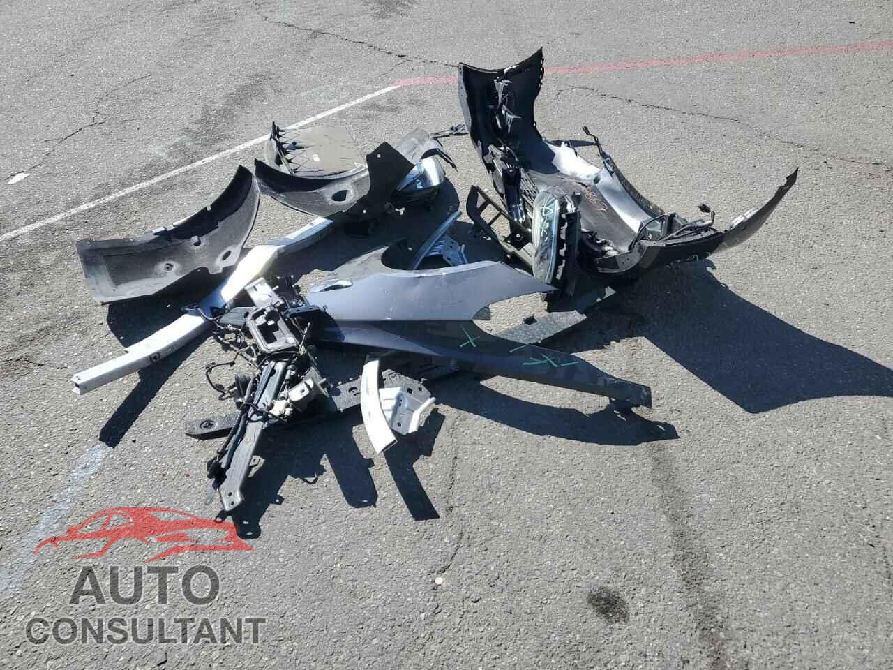 TESLA MODEL 3 2018 - 5YJ3E1EB5JF145343