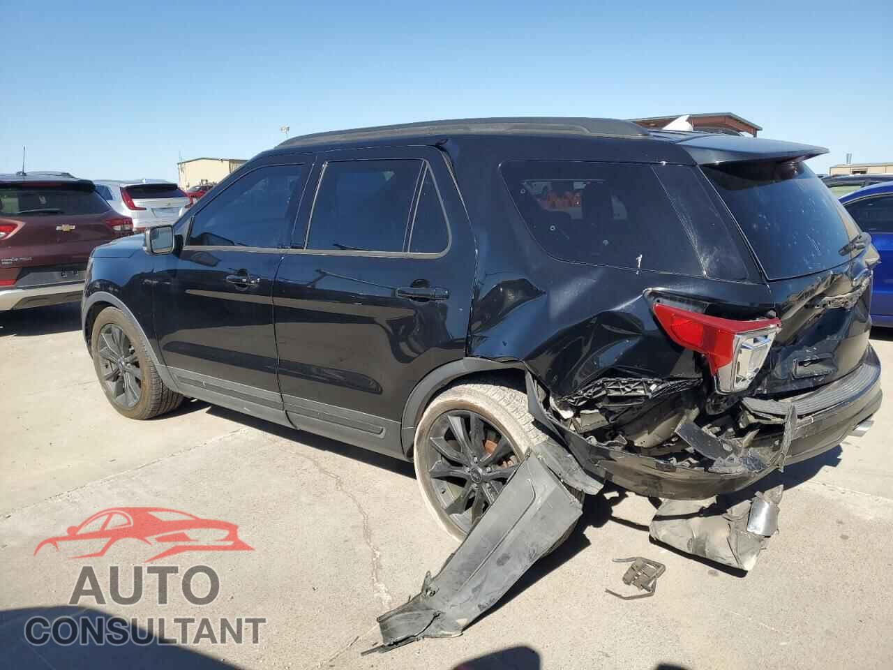 FORD EXPLORER 2018 - 1FM5K7D88JGB52332
