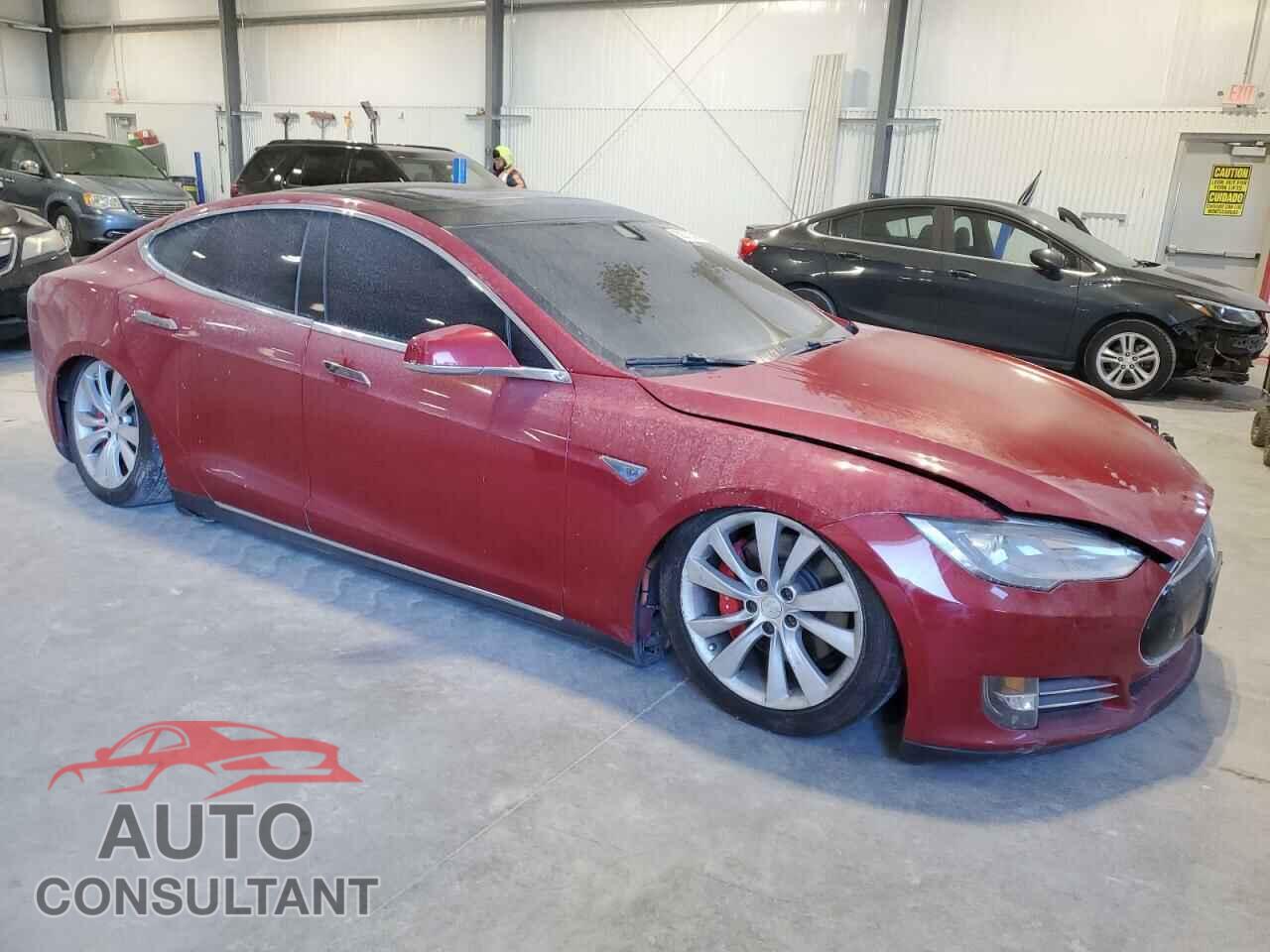 TESLA MODEL S 2015 - 5YJSA1E40FF114498