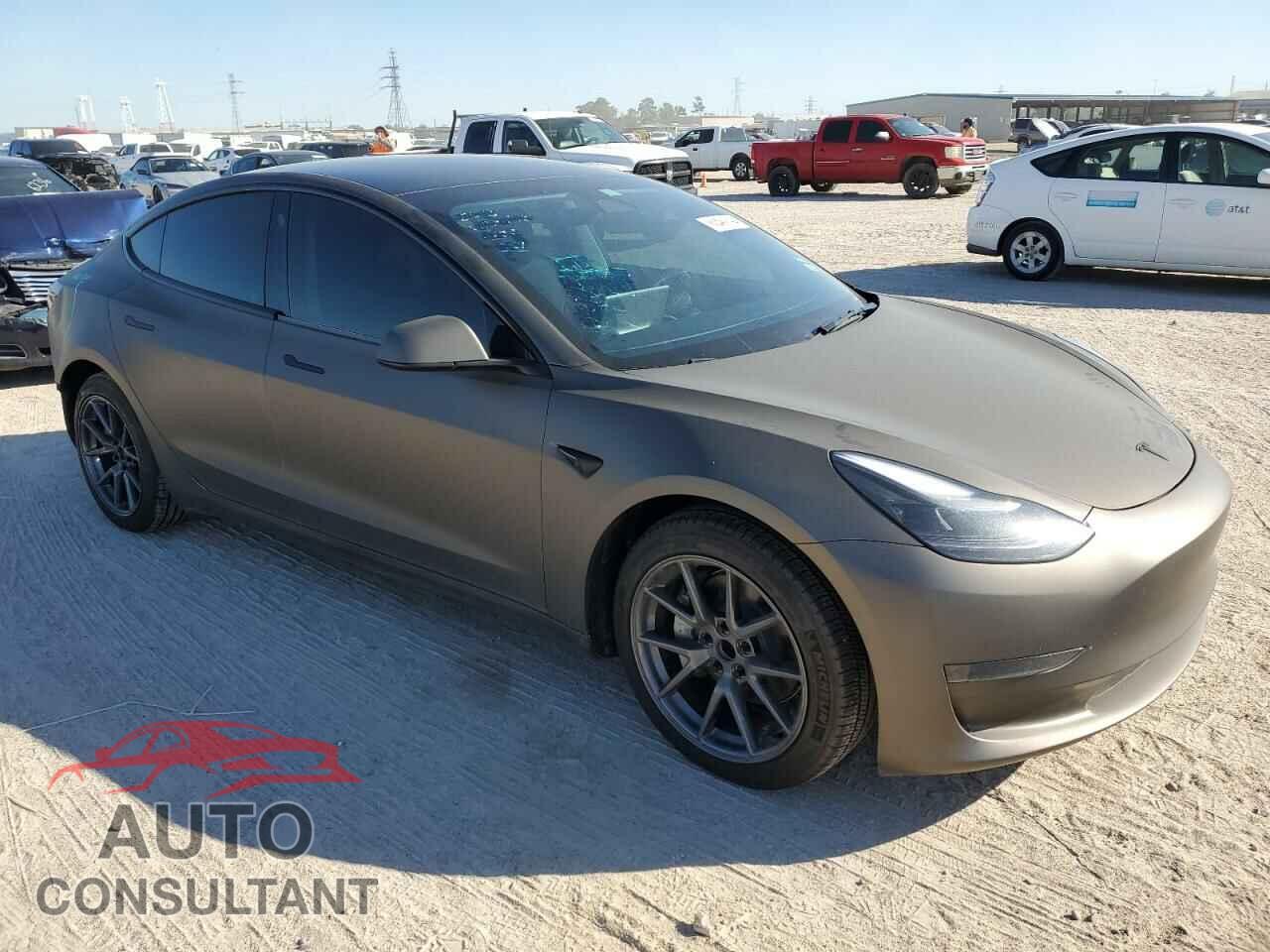 TESLA MODEL 3 2023 - 5YJ3E1EAXPF560089