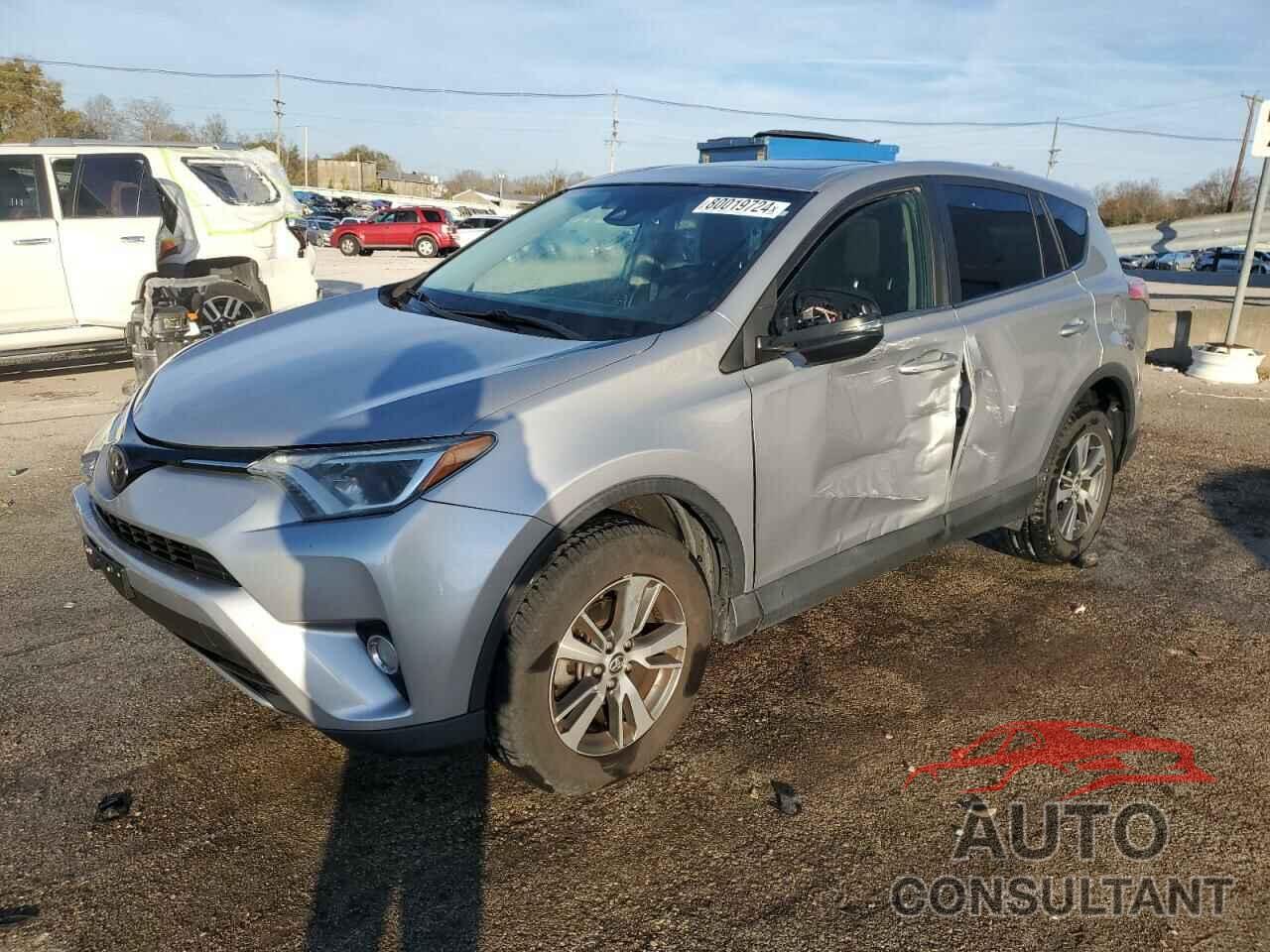 TOYOTA RAV4 2018 - 2T3RFREV7JW705647