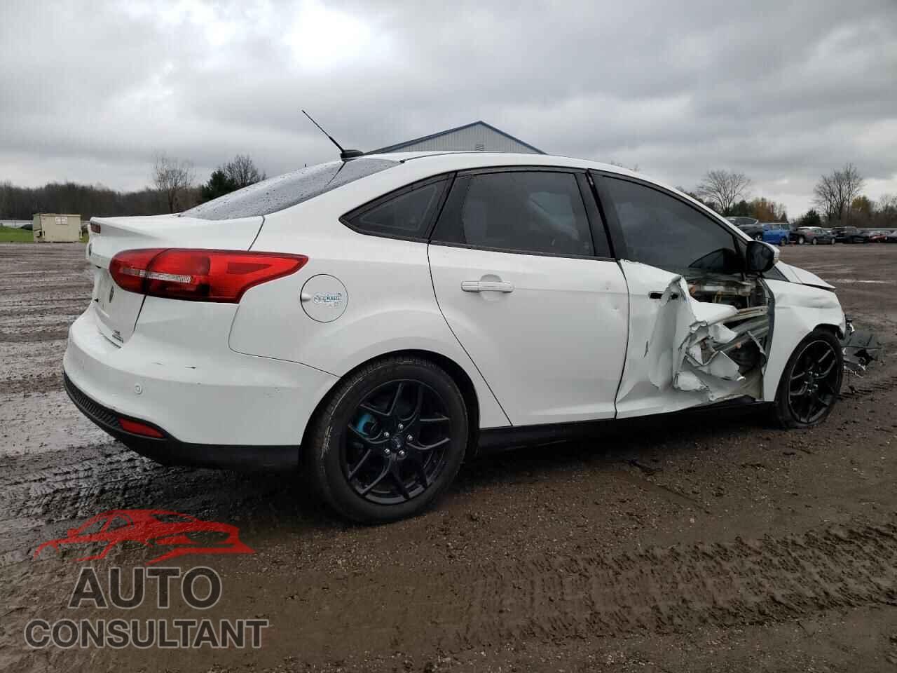 FORD FOCUS 2016 - 1FADP3F29GL214295