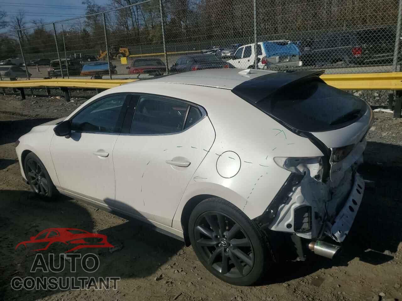 MAZDA 3 2023 - JM1BPBNY1P1604529