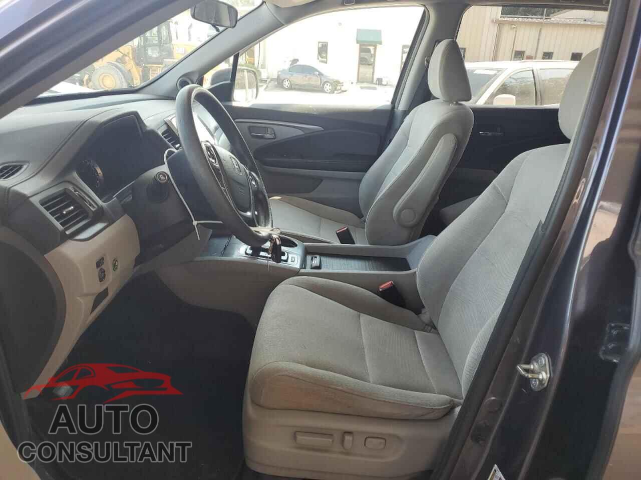 HONDA PILOT 2017 - 5FNYF6H36HB081599