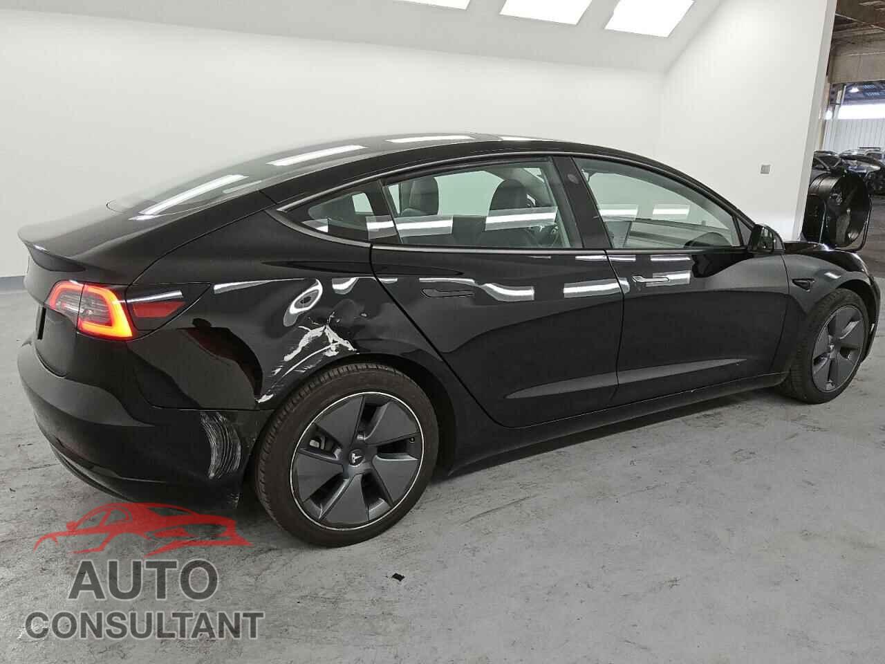 TESLA MODEL 3 2023 - 5YJ3E1EAXPF452801