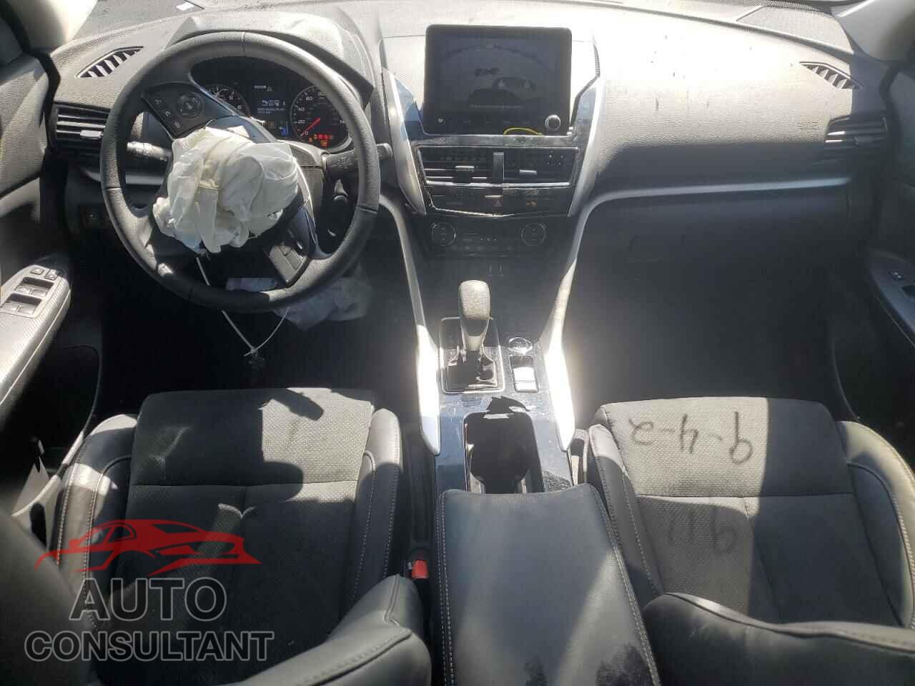 MITSUBISHI ECLIPSE 2023 - JA4ATWAAXPZ054122