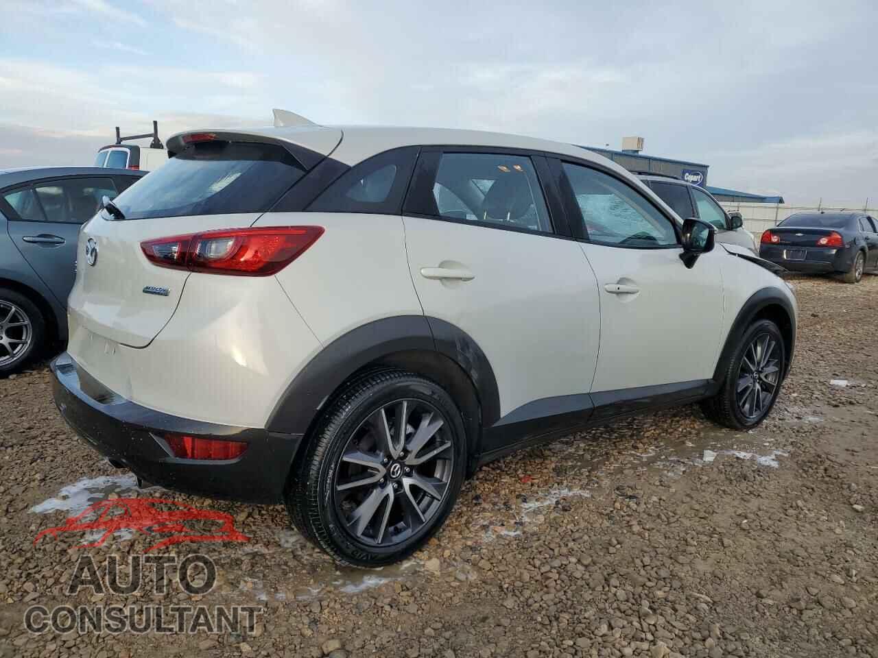 MAZDA CX-3 2018 - JM1DKFC7XJ1304164