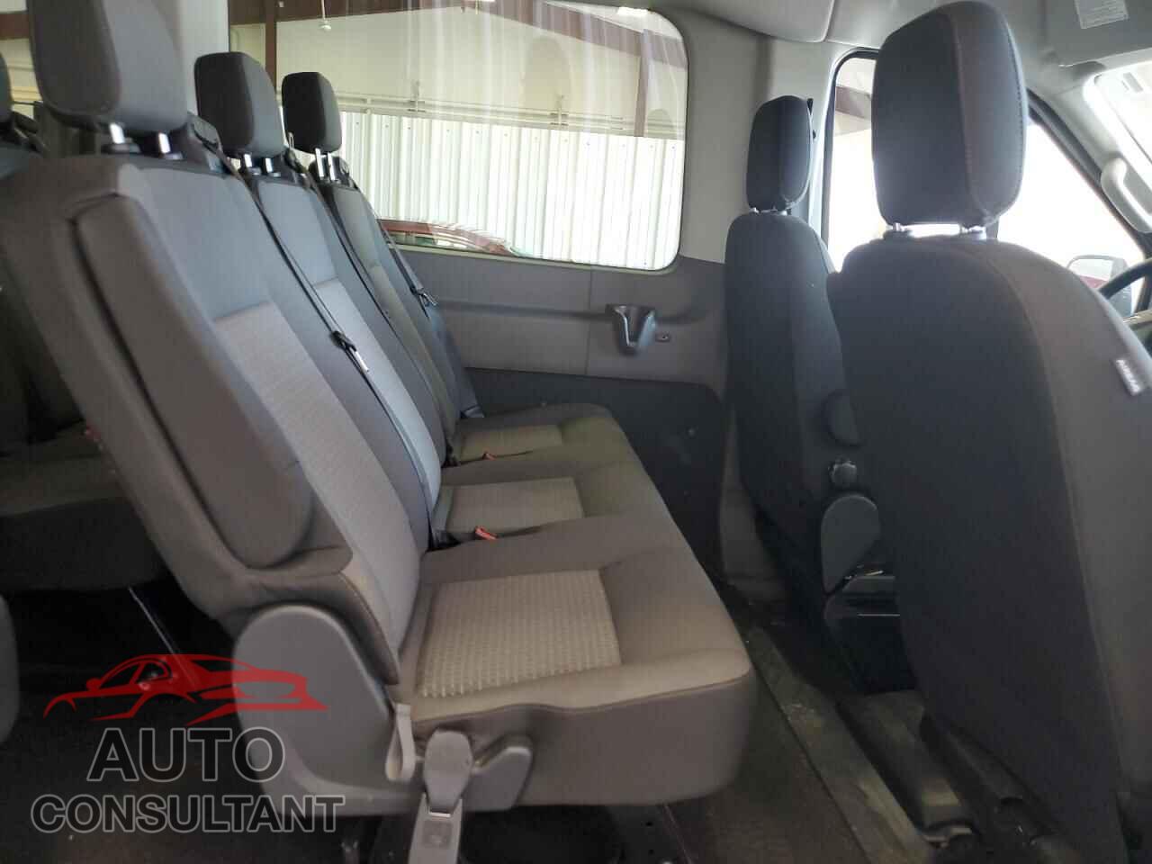 FORD TRANSIT 2025 - 1FBAX2C84SKA21054
