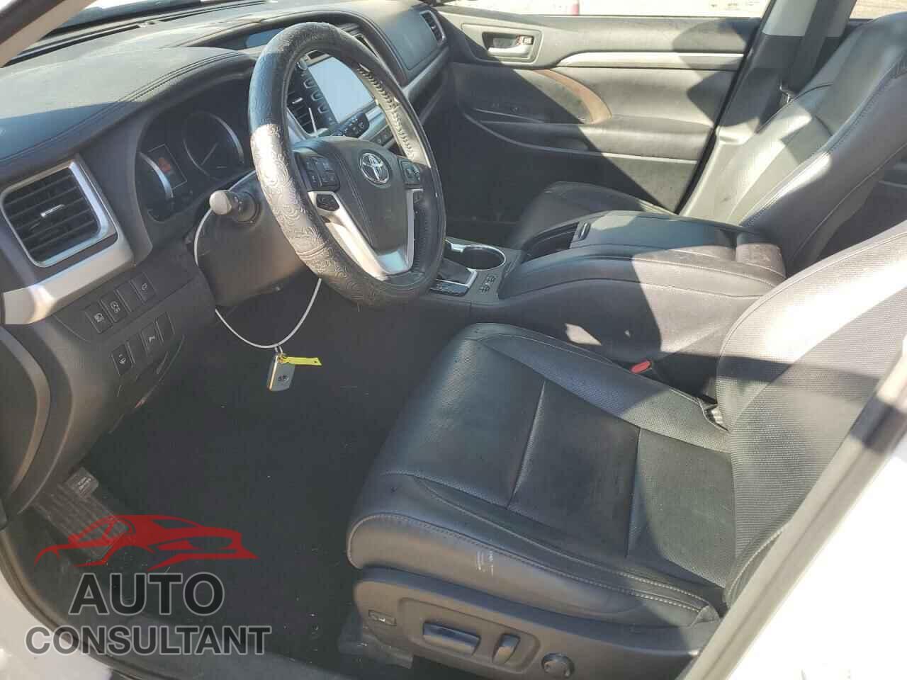 TOYOTA HIGHLANDER 2017 - 5TDYZRFH9HS215234