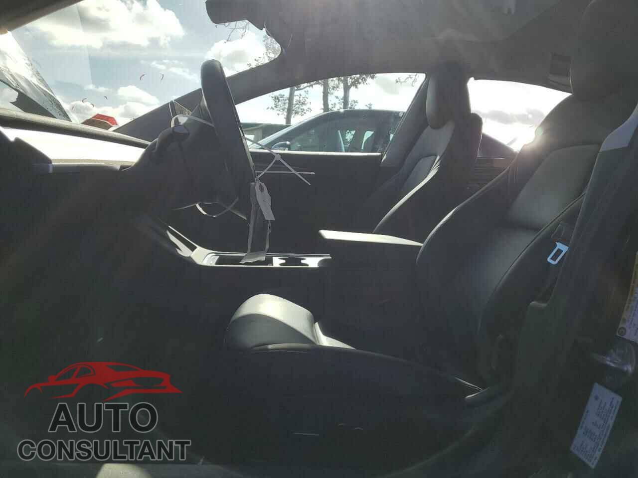 TESLA MODEL 3 2023 - 5YJ3E1EA0PF602897