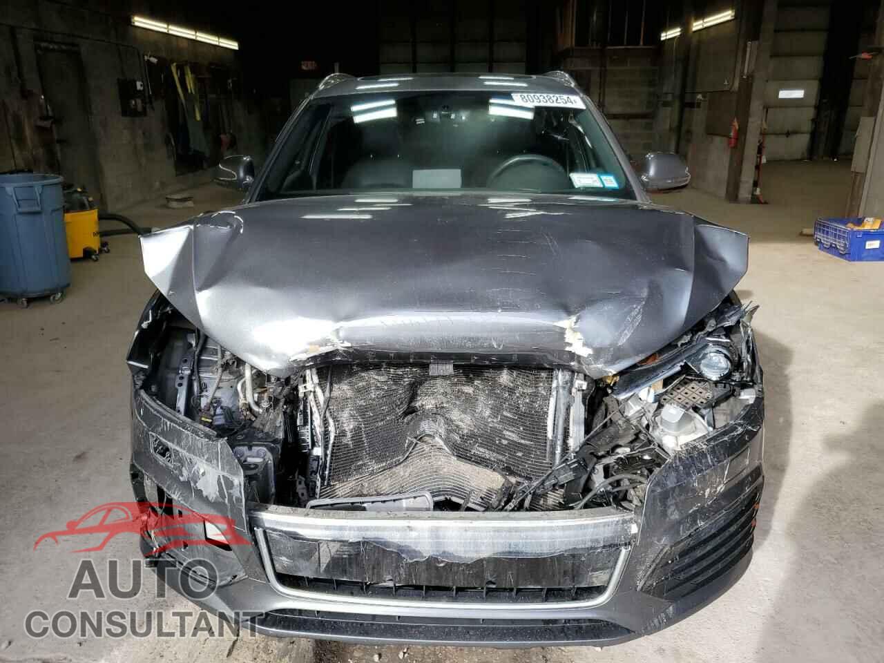 AUDI Q3 2018 - WA1ECCFS0JR009599