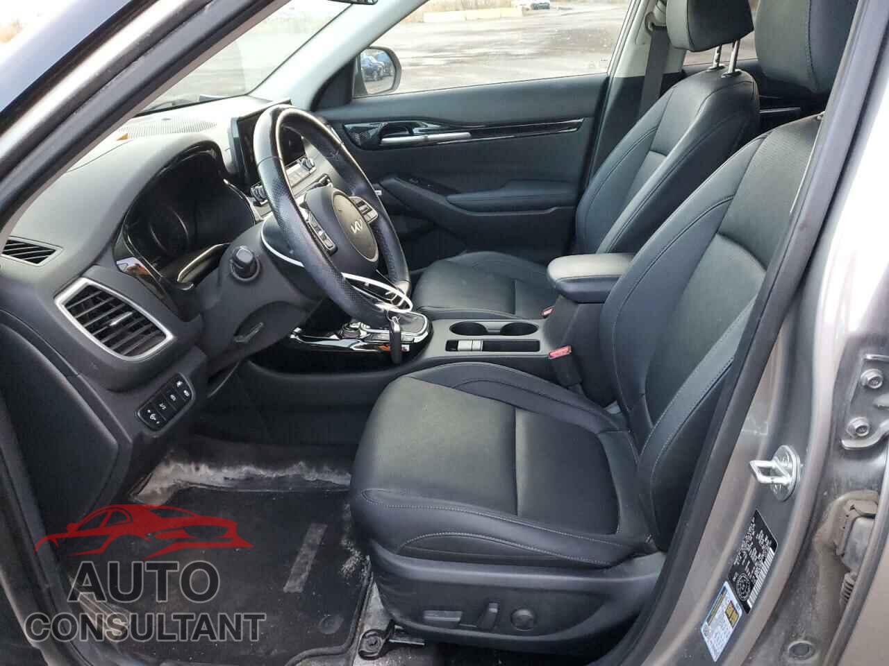 KIA SELTOS 2022 - KNDETCA22N7272160